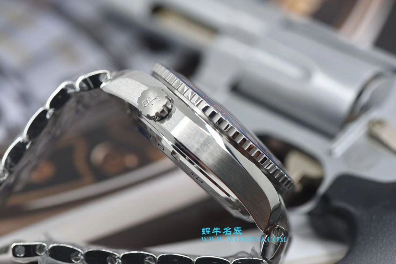 VS Factory  Replica OMEGA Seamaster 600米GMT美好星球232.30.44.22.03.001，232.30.44.22.01.001，232.30.44.22.01.002 / M356VS