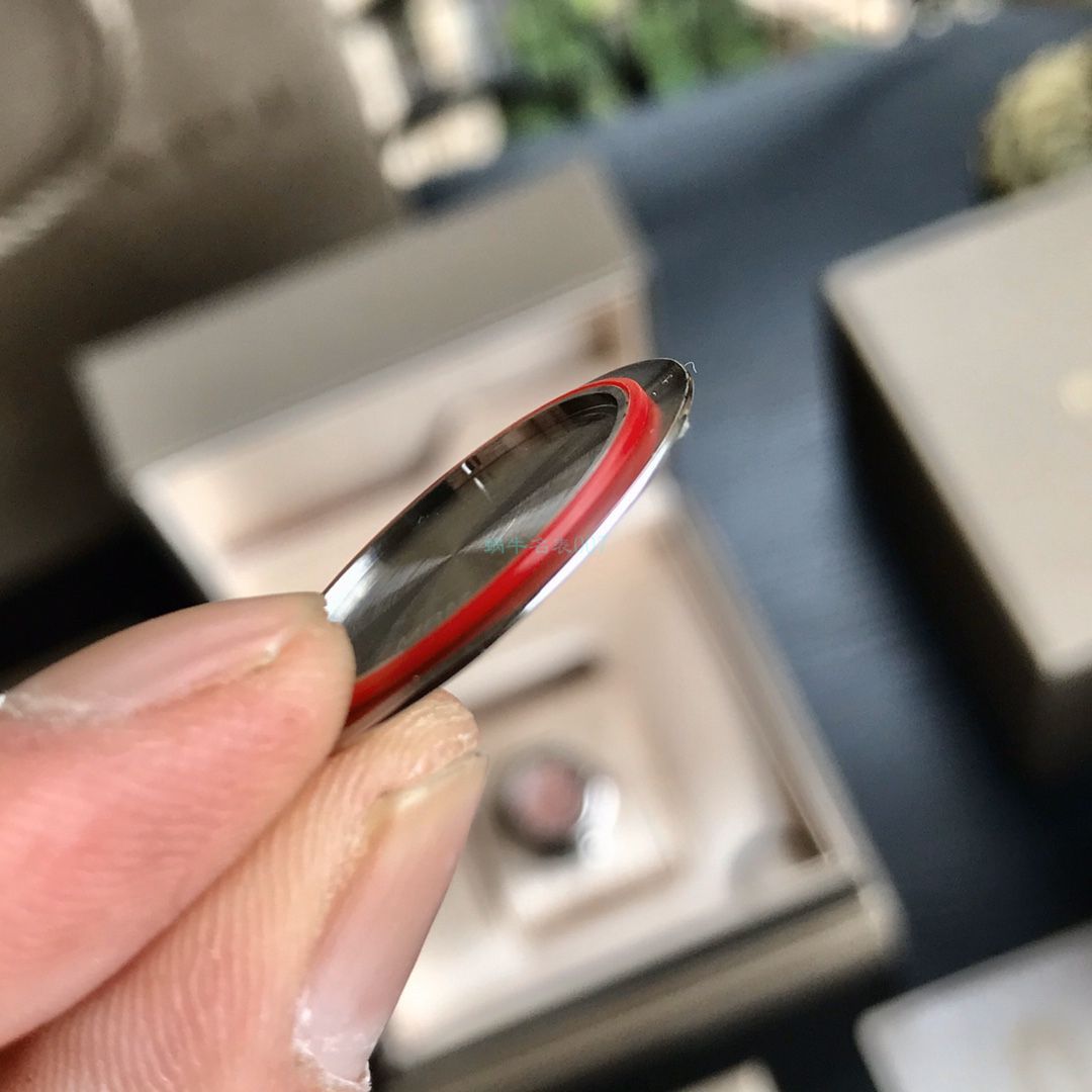 渠道原单真钻女表 BVLGARI LVCEA系列102608 LU28C2SL/12 wrist watches  / BG037