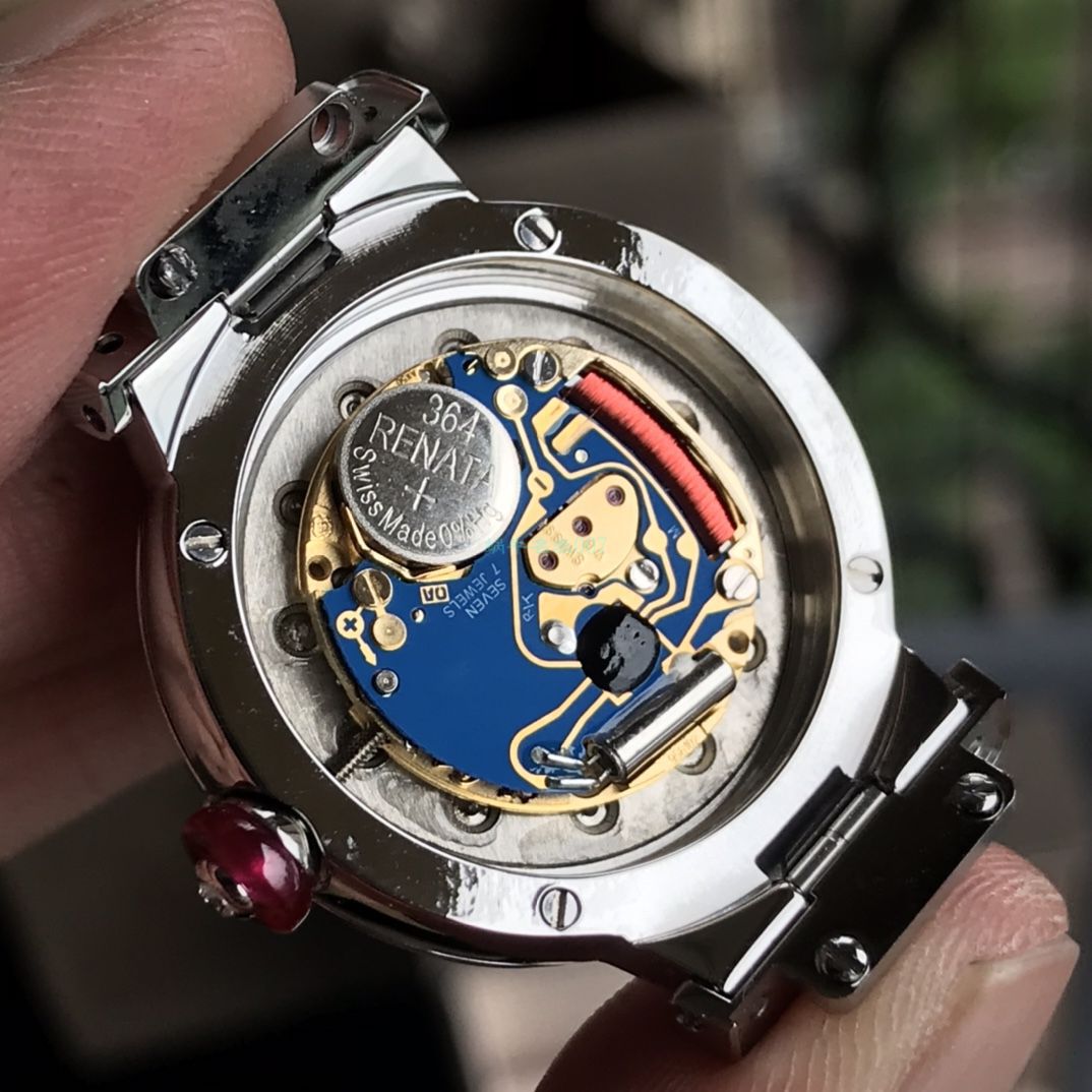 渠道原单真钻女表 BVLGARI LVCEA系列102608 LU28C2SL/12 wrist watches  / BG037