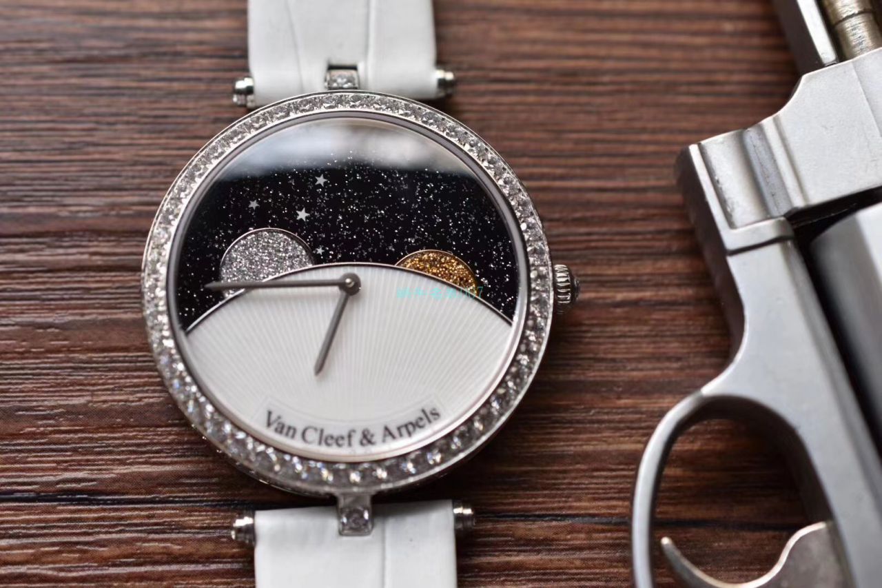 梵克雅宝 top  Replica Copy 女装诗意复杂功能系列VCARN25800 wrist watches  / VCA09