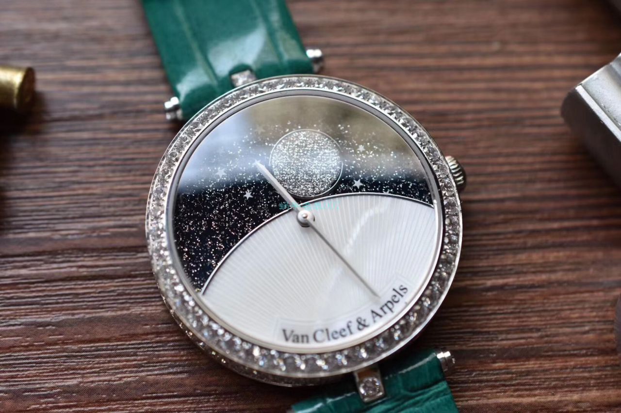 梵克雅宝 top  Replica Copy 女装诗意复杂功能系列VCARN25800 wrist watches  / VCA09