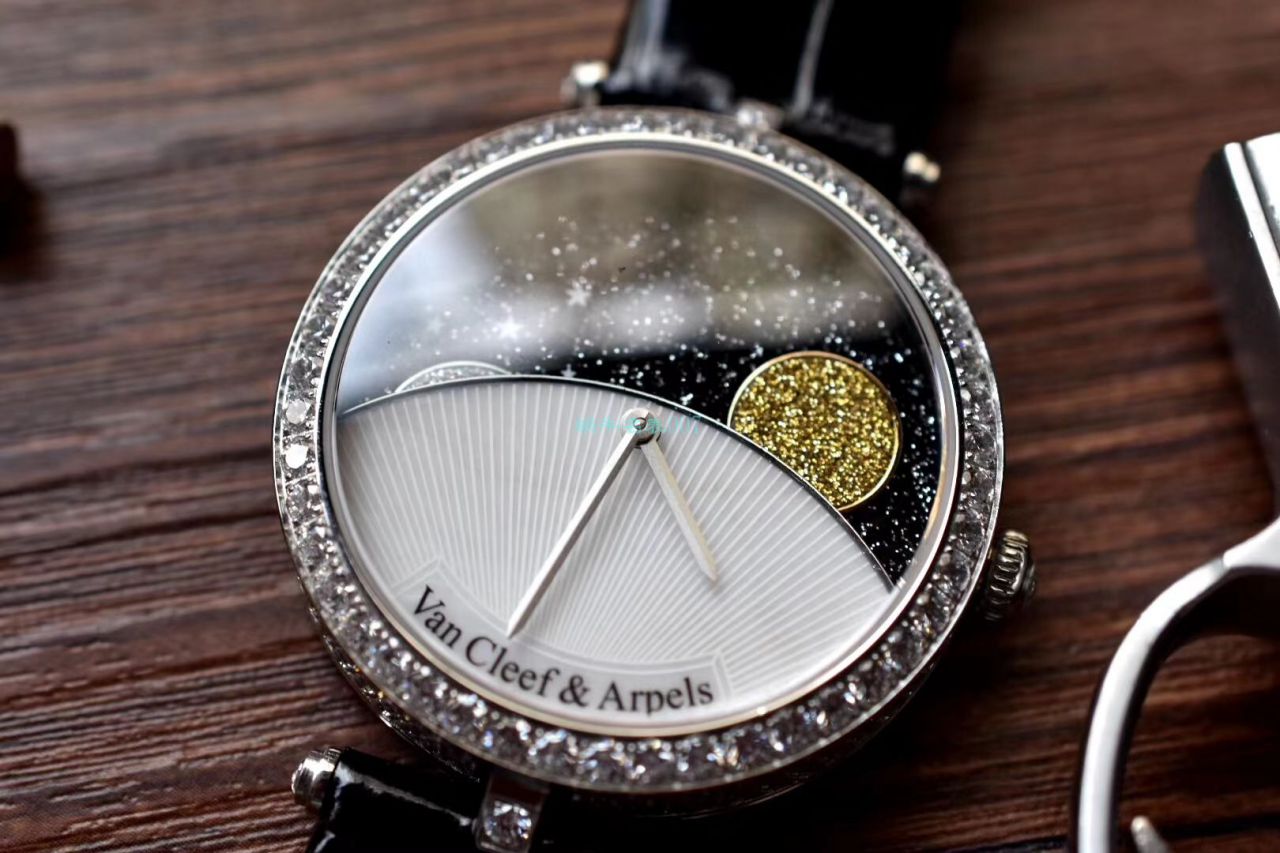 梵克雅宝 top  Replica Copy 女装诗意复杂功能系列VCARN25800 wrist watches  / VCA09