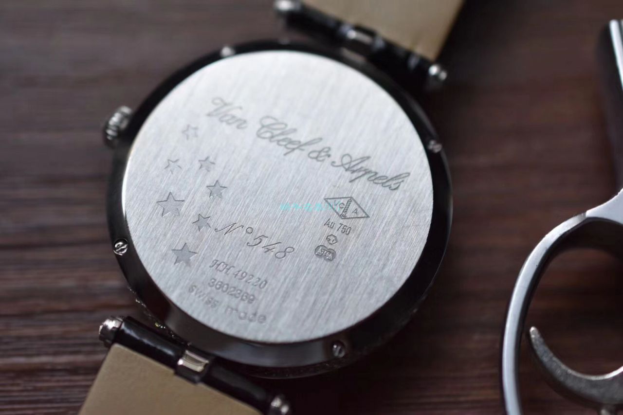 梵克雅宝 top  Replica Copy 女装诗意复杂功能系列VCARN25800 wrist watches  / VCA09