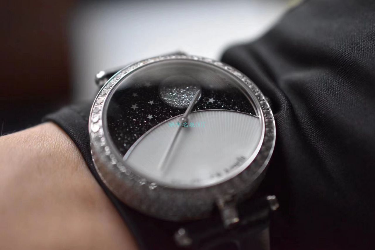梵克雅宝 top  Replica Copy 女装诗意复杂功能系列VCARN25800 wrist watches  / VCA09