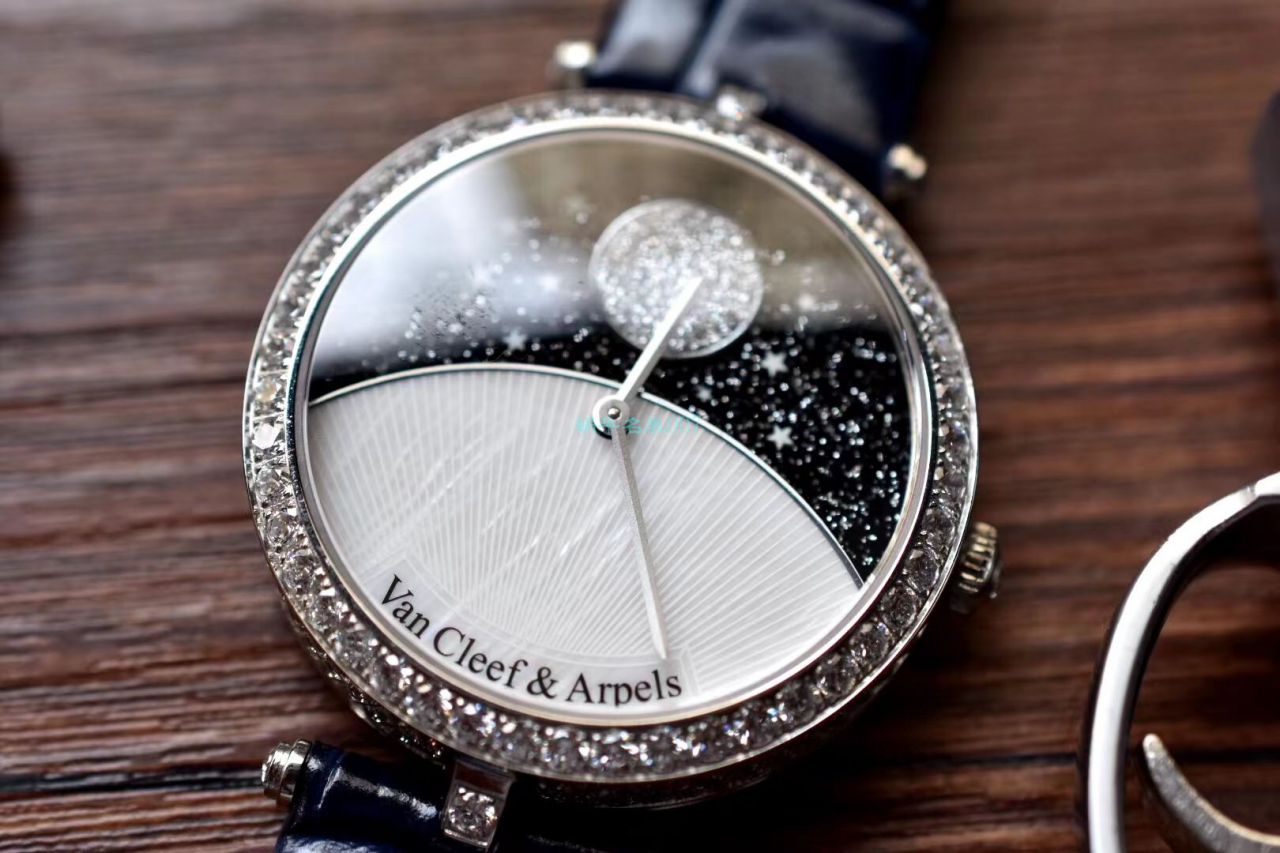 梵克雅宝 top  Replica Copy 女装诗意复杂功能系列VCARN25800 wrist watches  / VCA09