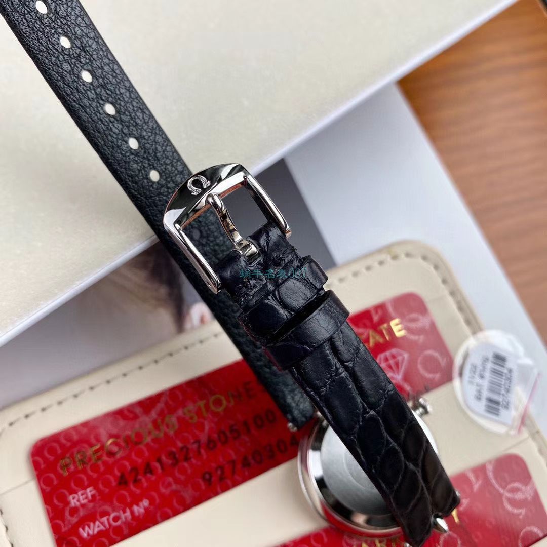原单真钻女表OMEGA碟飞424.13.27.60.51.001，424.13.27.60.52.001 wrist watches  / M698B