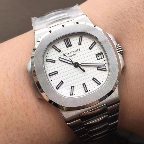 PPF Factory  High quality  Replica Watches V4版 PATEK PHILIPPE 超级 Nautilus 5711/1A-011 wrist watches 