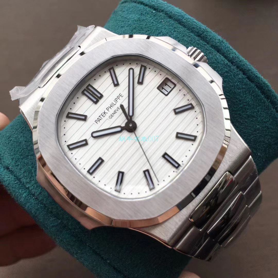 PPF Factory  High quality  Replica Watches V4版 PATEK PHILIPPE 超级 Nautilus 5711/1A-011 wrist watches  / BD292