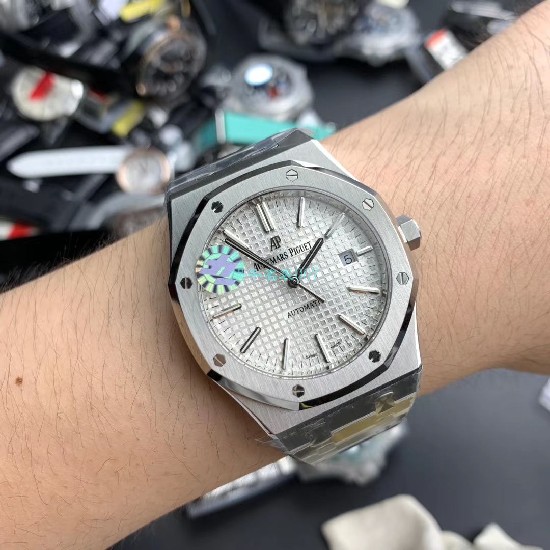 ZF Factory 官网 top  Replica 表Audemars Piguet 皇家橡树 Replica 15400ST.OO.1220ST.03 wrist watches  / AP183