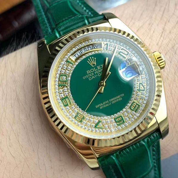 Rolex  Day-Date 型系列118138绿盘 wrist watches 