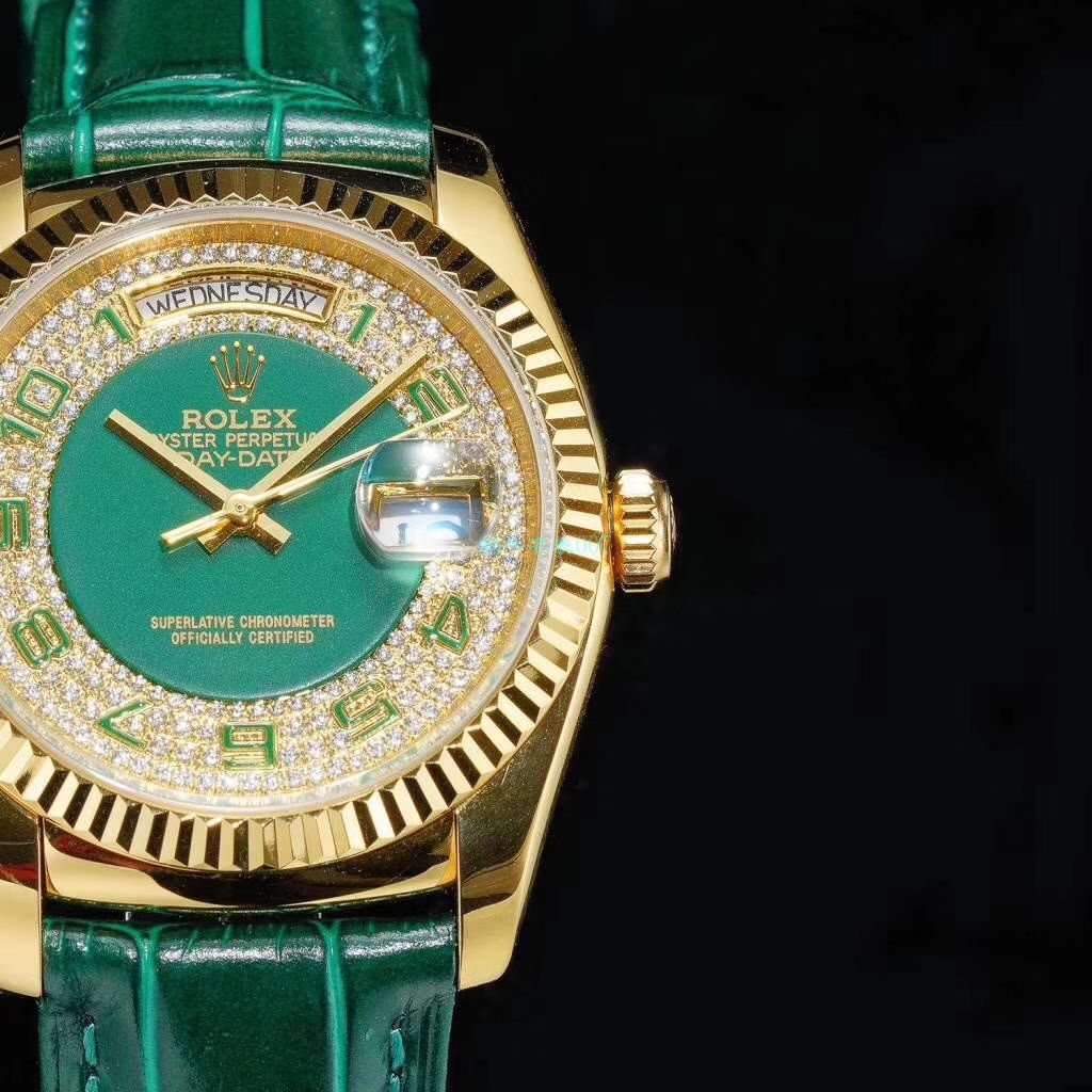  Rolex  Day-Date 型系列118138绿盘 wrist watches  / R609