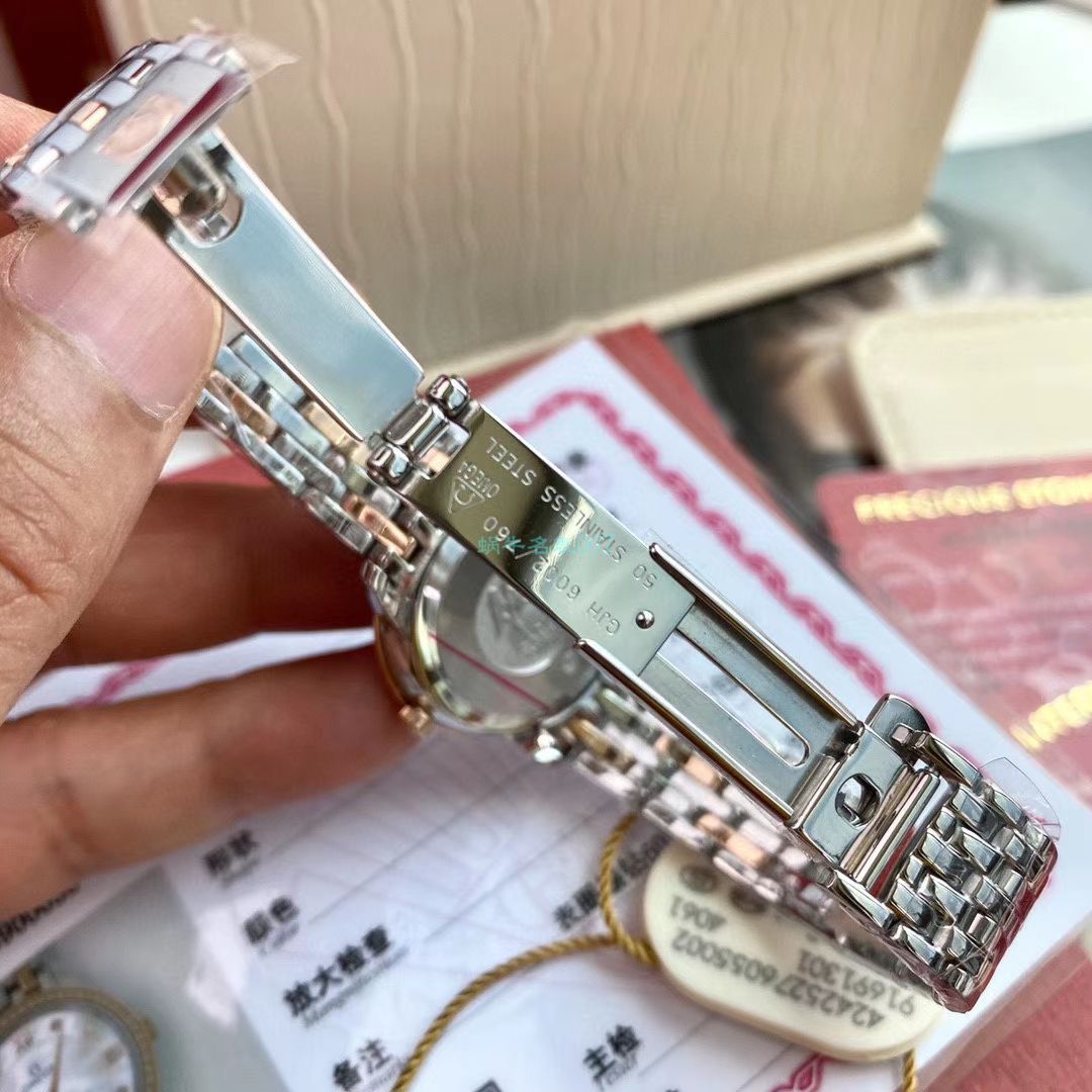 渠道原单真钻OMEGA碟飞女表424.25.27.60.52.001 wrist watches (蝶舞) / M701