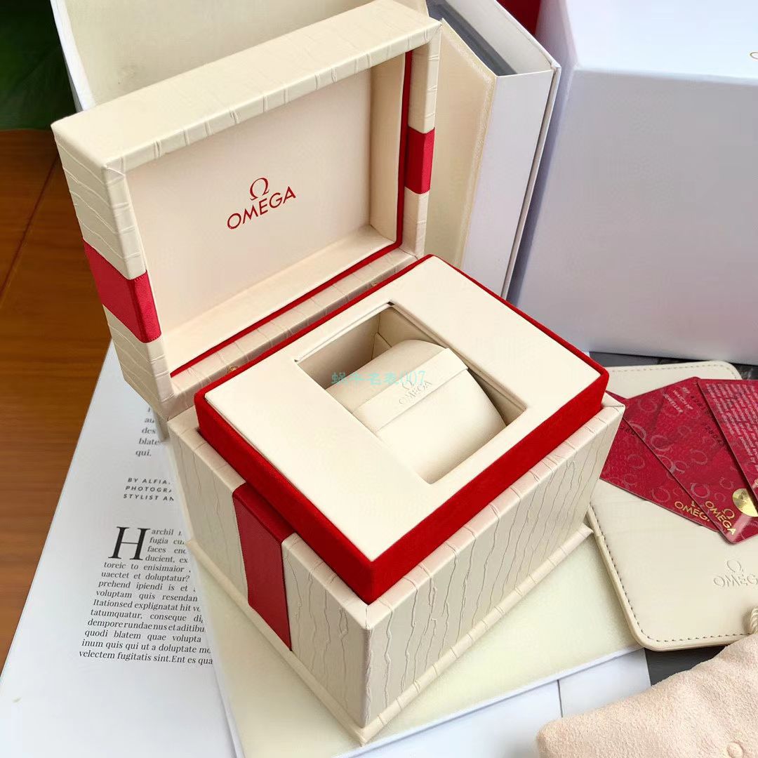 渠道原单真钻OMEGA碟飞女表424.25.27.60.55.001 wrist watches  / M699