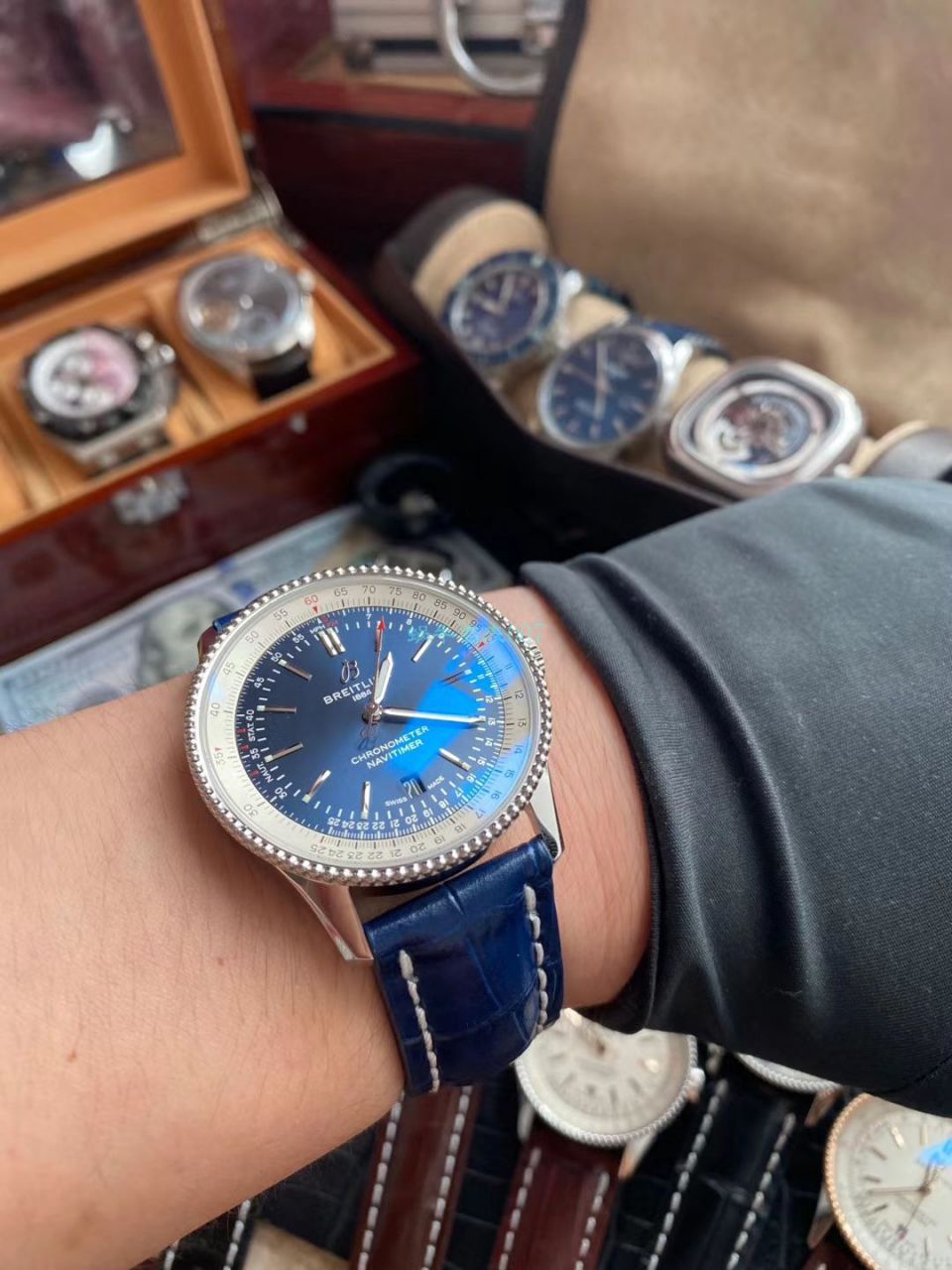V7 Factory 官网 Breitling  Replica Copy  Watches 航空计时41毫米A17326211C1P3，U17326211M1P2 / BL180