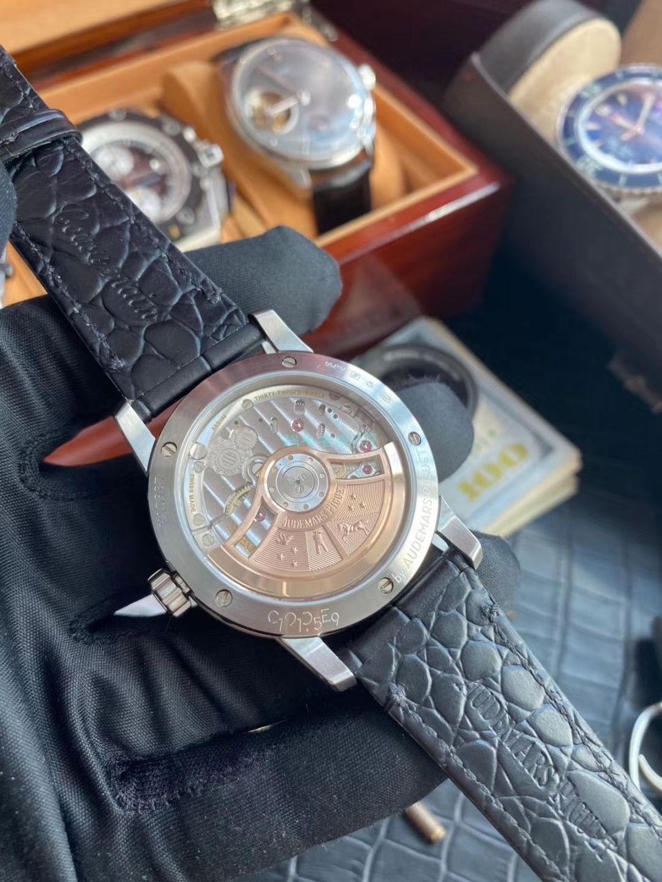 TNK Factory Audemars Piguet  Replica Watches CODE 11.59系列15210BC.OO.A002CR.01 wrist watches  / AP200