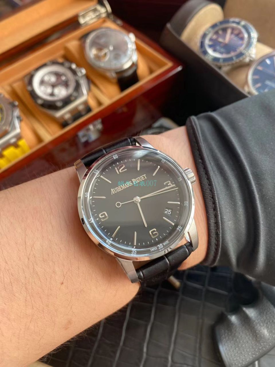TNK Factory Audemars Piguet  Replica Watches CODE 11.59系列15210BC.OO.A002CR.01 wrist watches  / AP200
