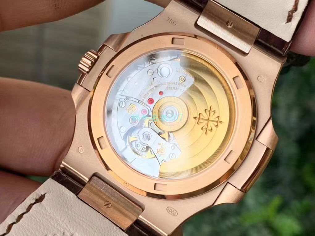 PPF Factory V4 Nautilus  top  Replica Copy PP PATEK PHILIPPE 5711R 玫瑰金 wrist watches  / BD300