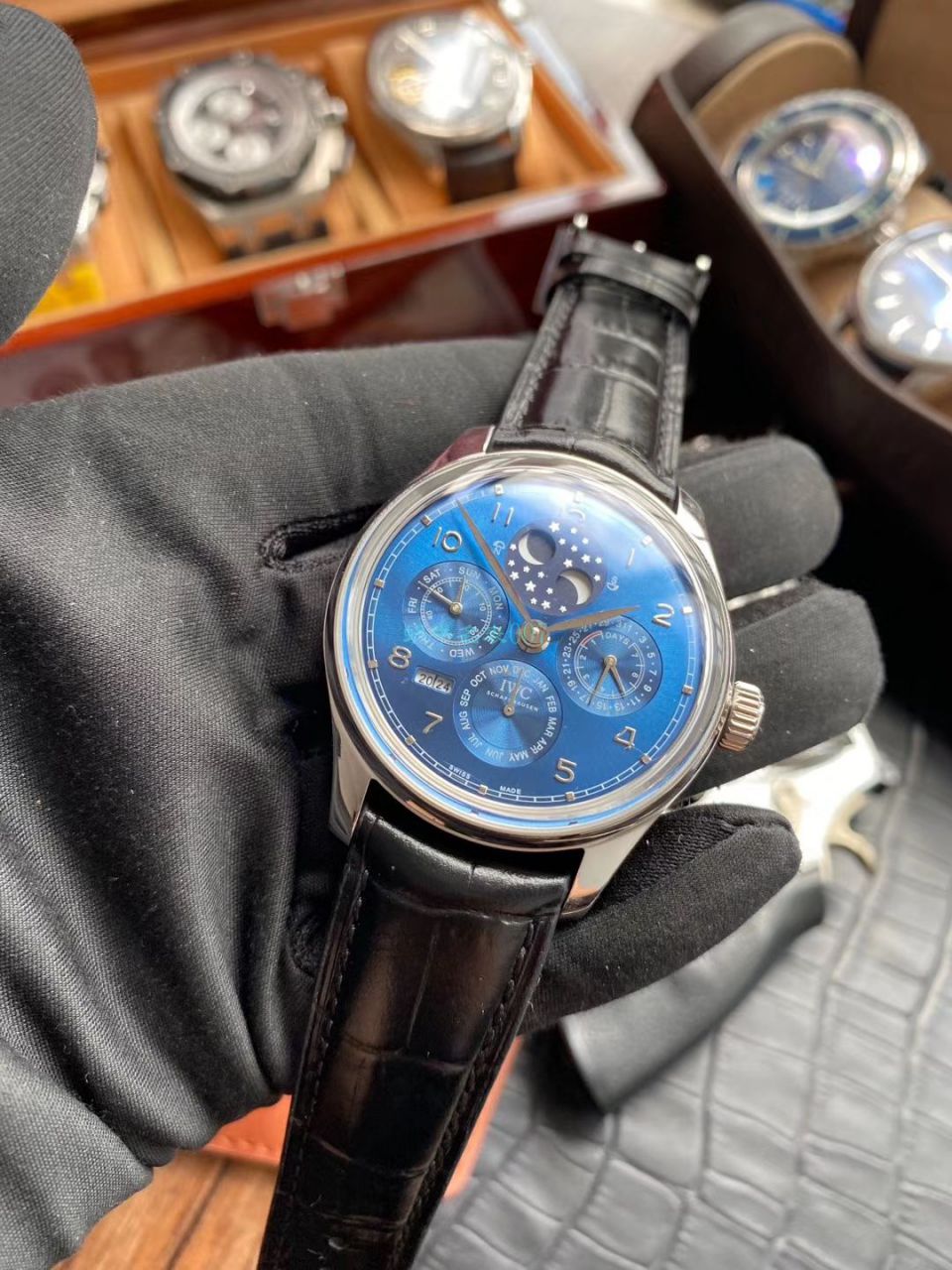 V9 Factory 官网 top  Replica  IWC 葡萄牙万年历IW503401，IW502213，IW502305 wrist watches  / WG532