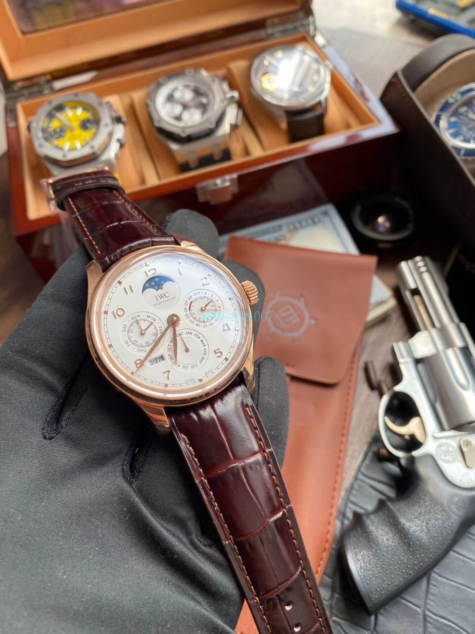 V9 Factory 官网 top  Replica  IWC 葡萄牙万年历IW503401，IW502213，IW502305 wrist watches  / WG532