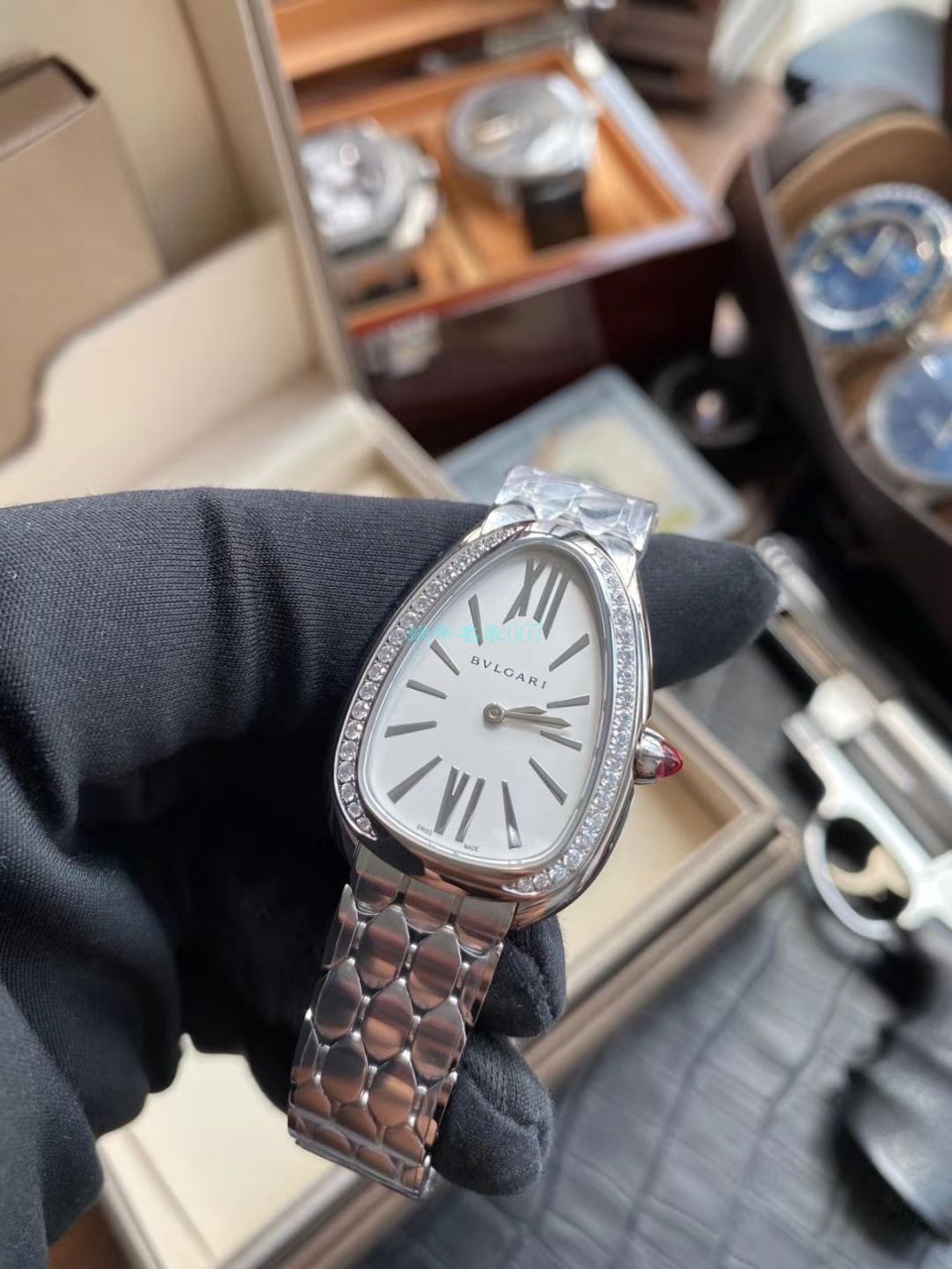 BV Factory  BVLGARI  Replica 女 Watches 蛇形SERPENTI系列103147 wrist watches  / BG060