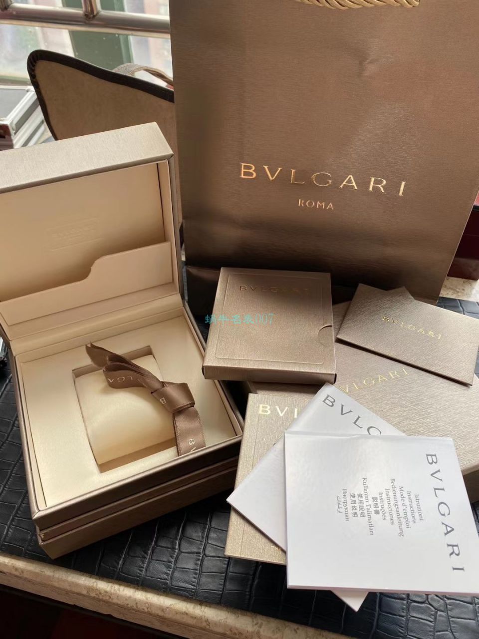 BV Factory  BVLGARI  Replica 女 Watches 蛇形SERPENTI系列103147 wrist watches  / BG060