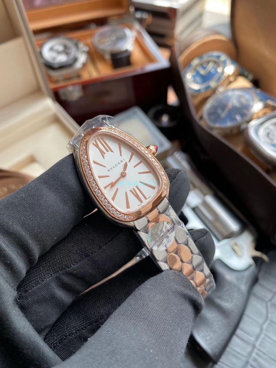 BV Factory  BVLGARI 蛇形精 Replica Watches SERPENTI系列103361 wrist watches  / BG039
