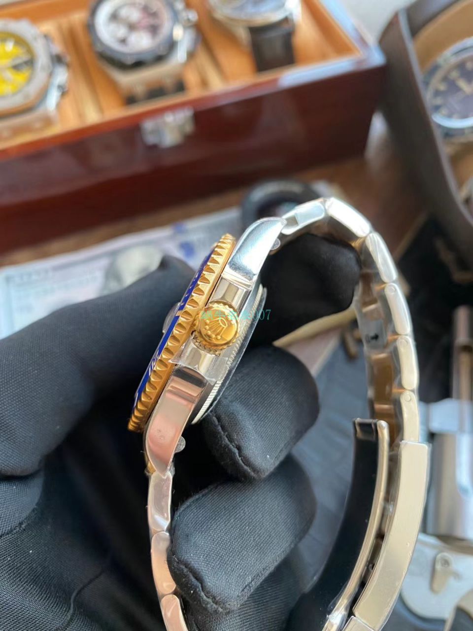 VR Factory  Rolex  Replica Copy 包金 Watches  Submariner 型间金蓝水鬼116613LB-97203 蓝盘 wrist watches  / R613