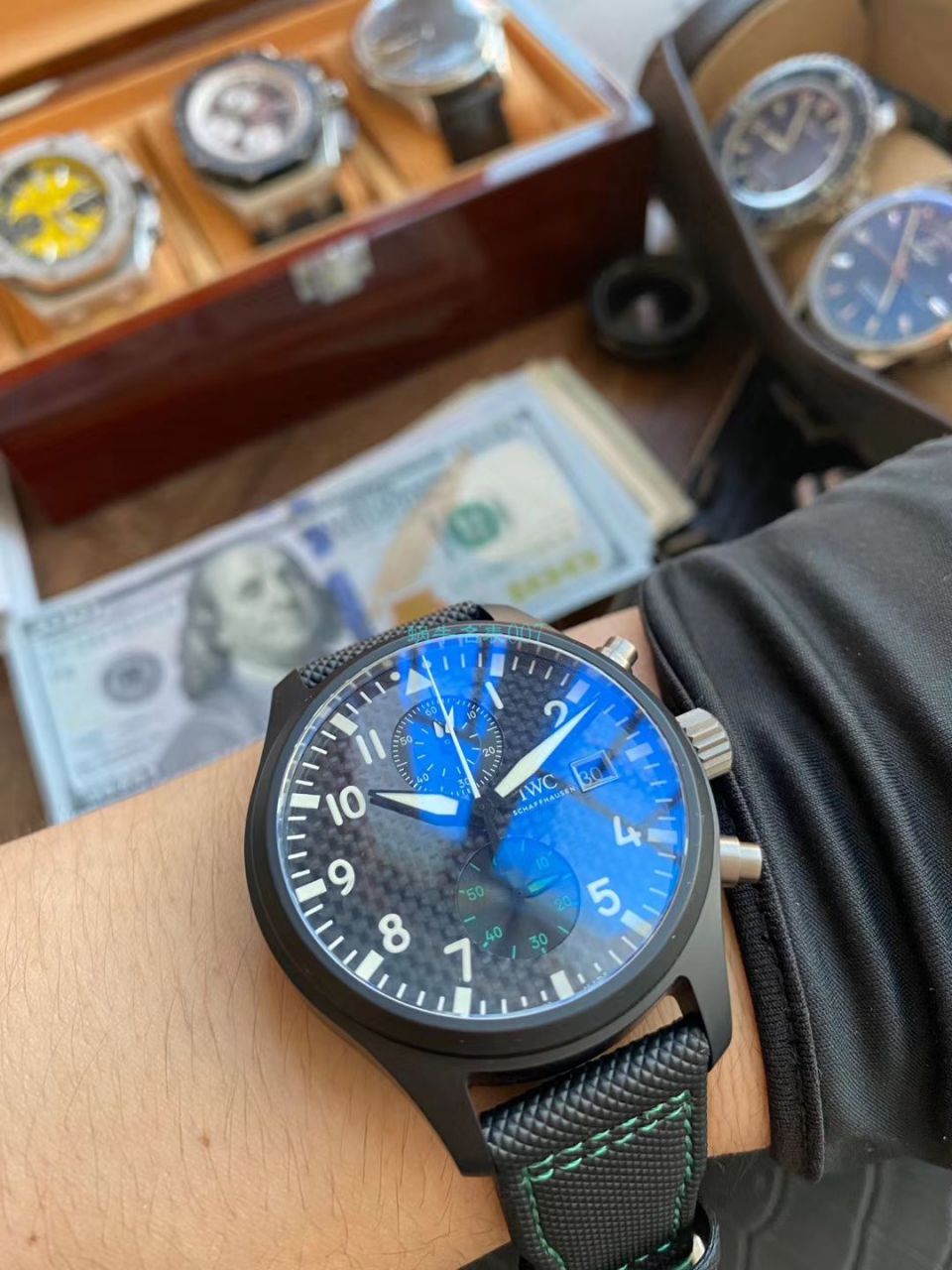 评测：YL Factory  IWC  Replica Copy  Watches 飞行员系列IW389005 wrist watches (梅赛德斯AMG马石油车队特别版) / WG538