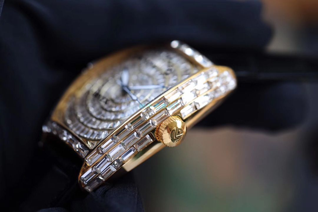 【DM Perfect  High quality  Replica Watches 】原版 Replica  FM Franck Muller GRAND COMPLICATIONS系列8889 奢华版全方钻新款上市 / 法穆兰FL06