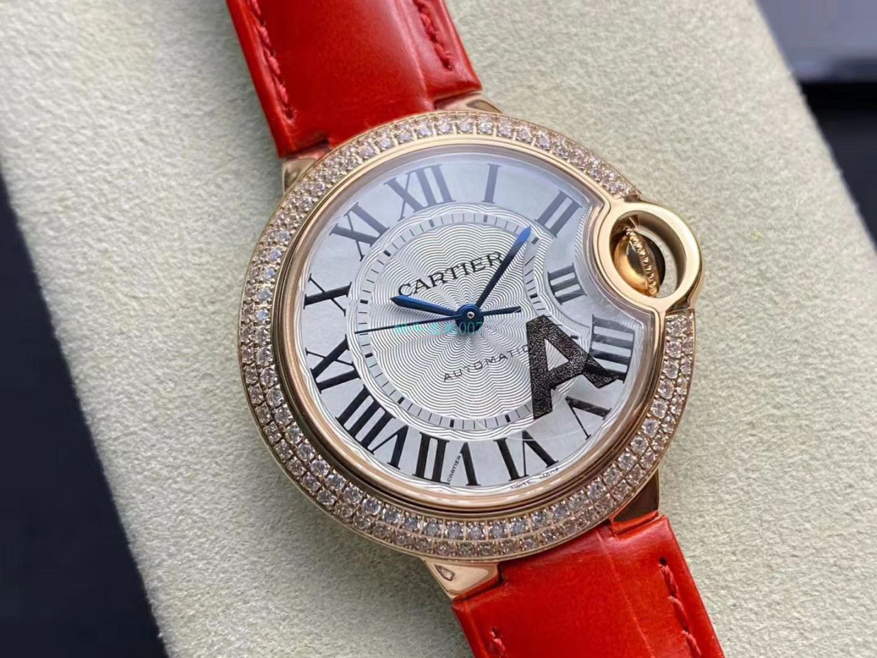 V6 Factory V7版本 Replica Copy  Cartier  蓝气球33MM女表WE902066 wrist watches  / K292