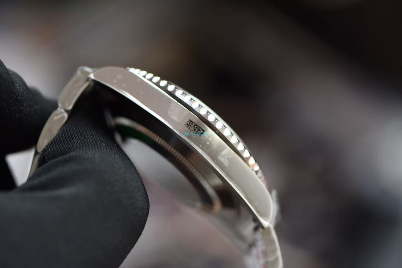 GM Factory  High quality  Replica Watches  Rolex 罗志祥同款后钻蓝钻鬼 / R618