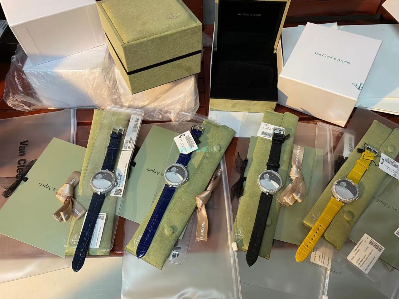 梵克雅宝 top  Replica Copy 女装诗意复杂功能系列VCARN25800 wrist watches  / VCA09
