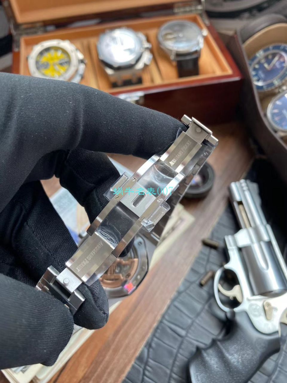 XF Factory  top  Replica AP Watches Audemars Piguet 皇家橡树 Replica 15202BC.OO.1240BC.01 wrist watches  / AP205