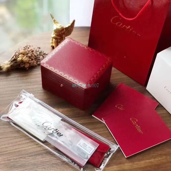 台湾 Factory  Replica Watches  Cartier  告白气球26毫米小号女装WGBL0004 wrist watches  / K296