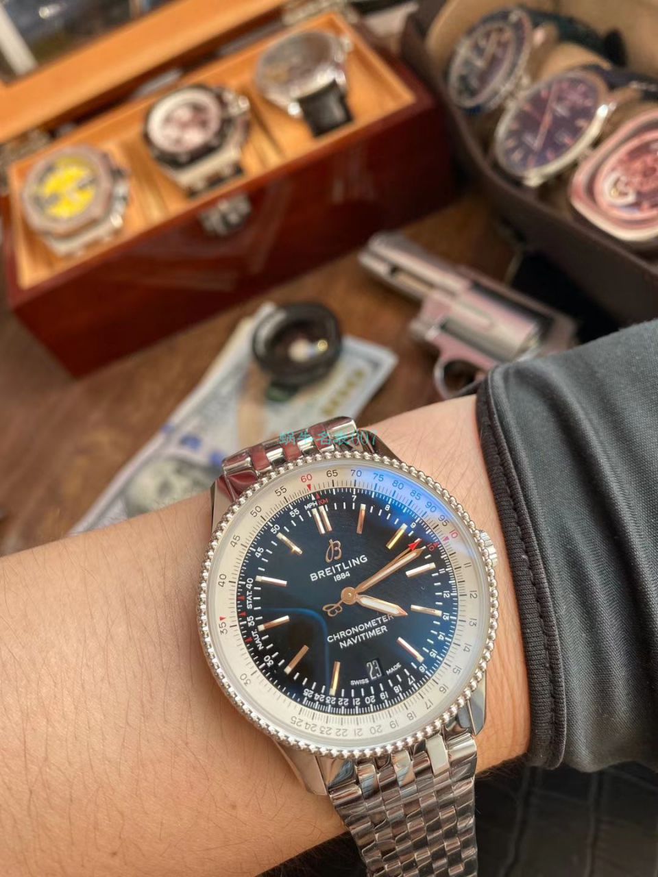 v7 Factory  Watches 怎么样 top  Replica Copy  Breitling 航空计时1系列A17326211G1A1 wrist watches  / BL187