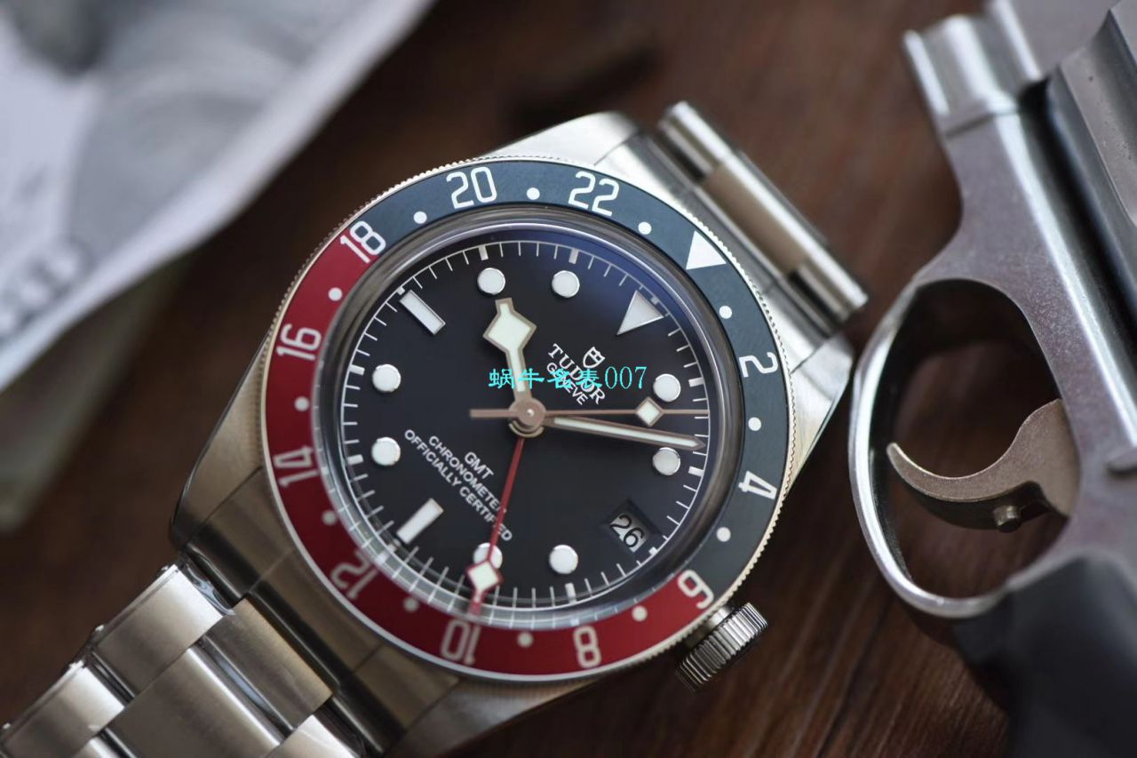  top  Replica  Tudor  Watches 【 Video analysis 】 Replica  Tudor 哪个 Factory 的好 / DT070