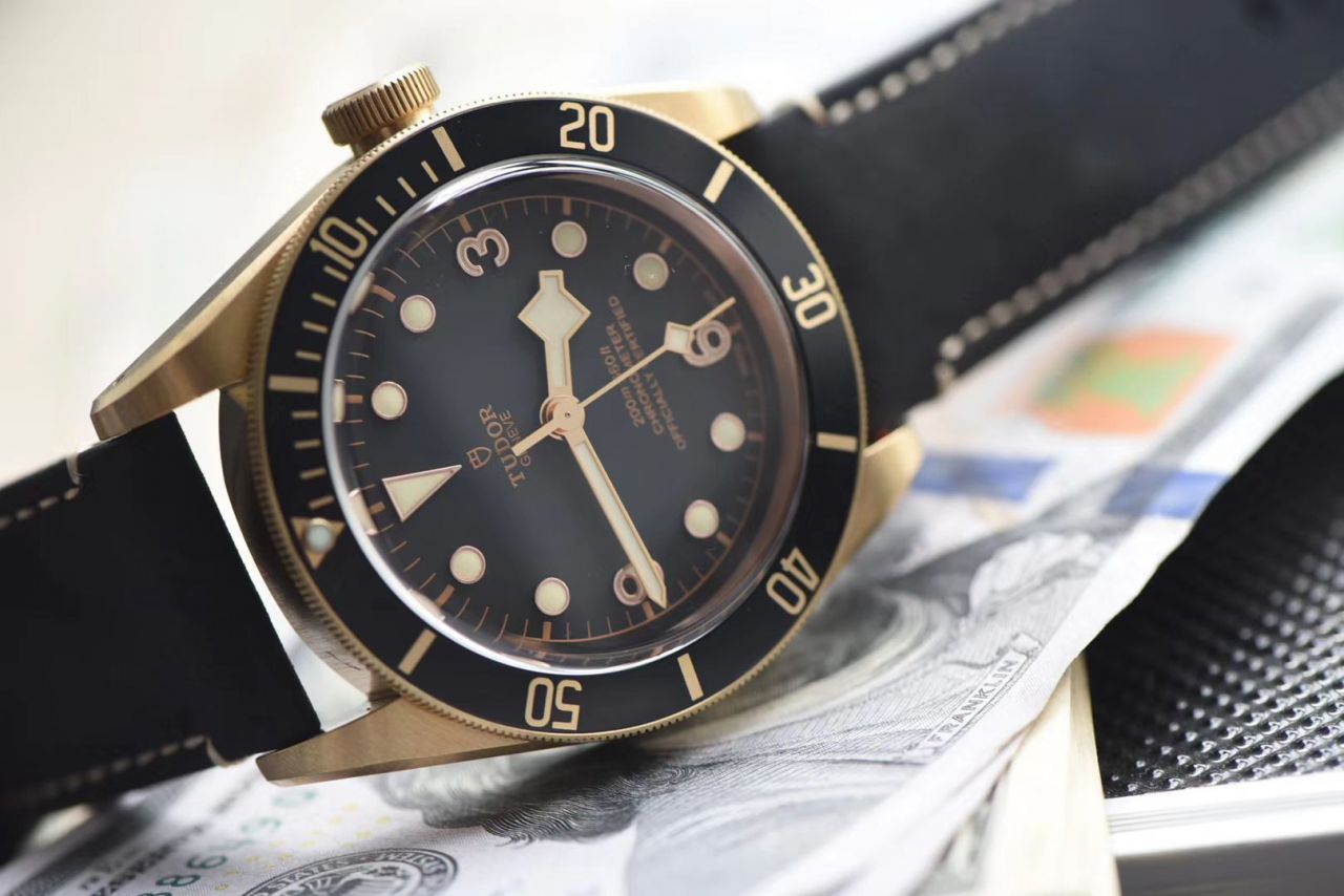  Tudor  Replica Watches 怎么样【 Video analysis 】 Replica Watches 网站 Tudor  / DT071
