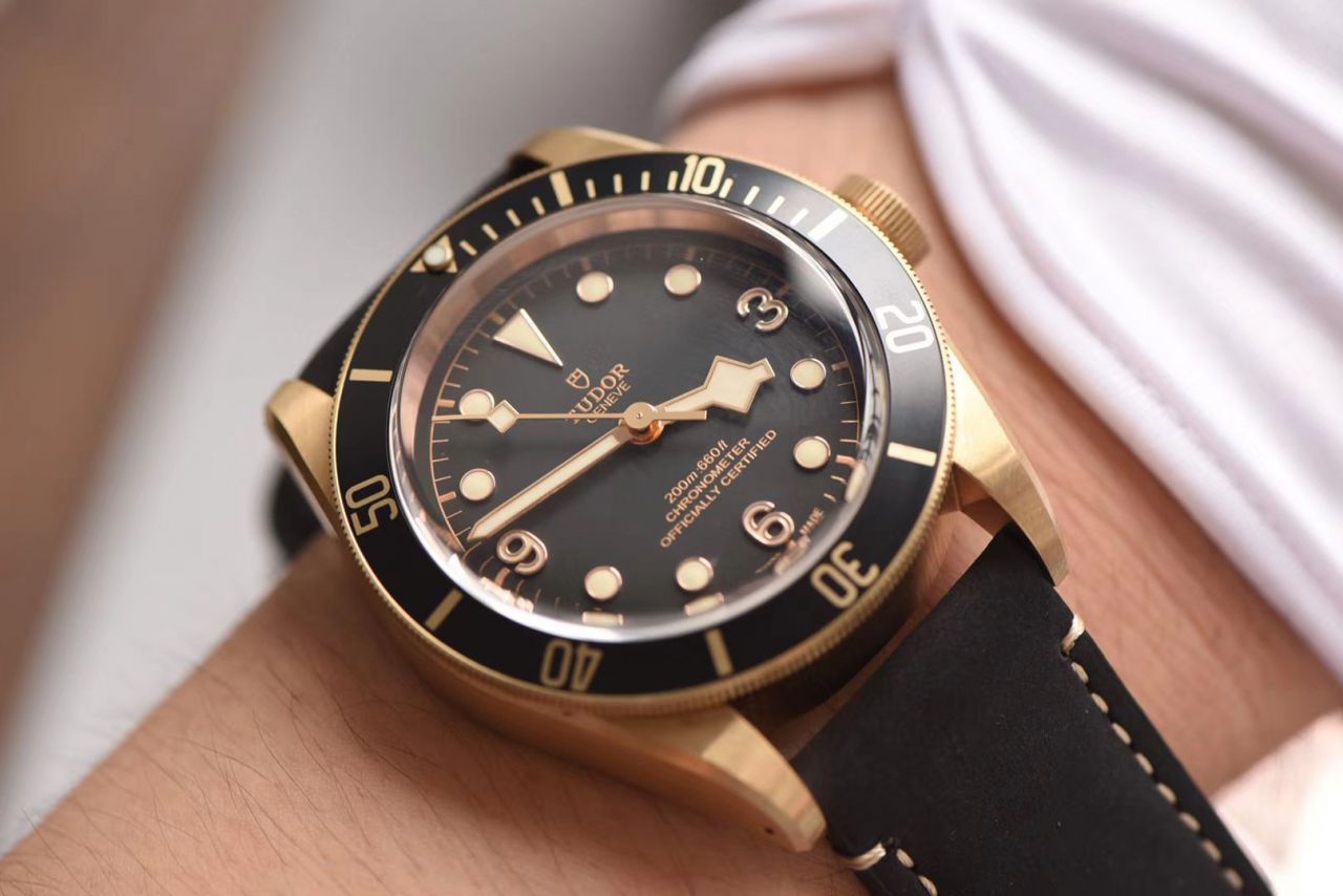  Tudor  Replica Watches 怎么样【 Video analysis 】 Replica Watches 网站 Tudor  / DT071