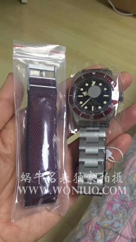 ZF Factory  High quality  Replica 小红花【 Video analysis 】 Tudor 碧湾系列79220R小红花不锈钢 watchband   wrist watches  / DT009E