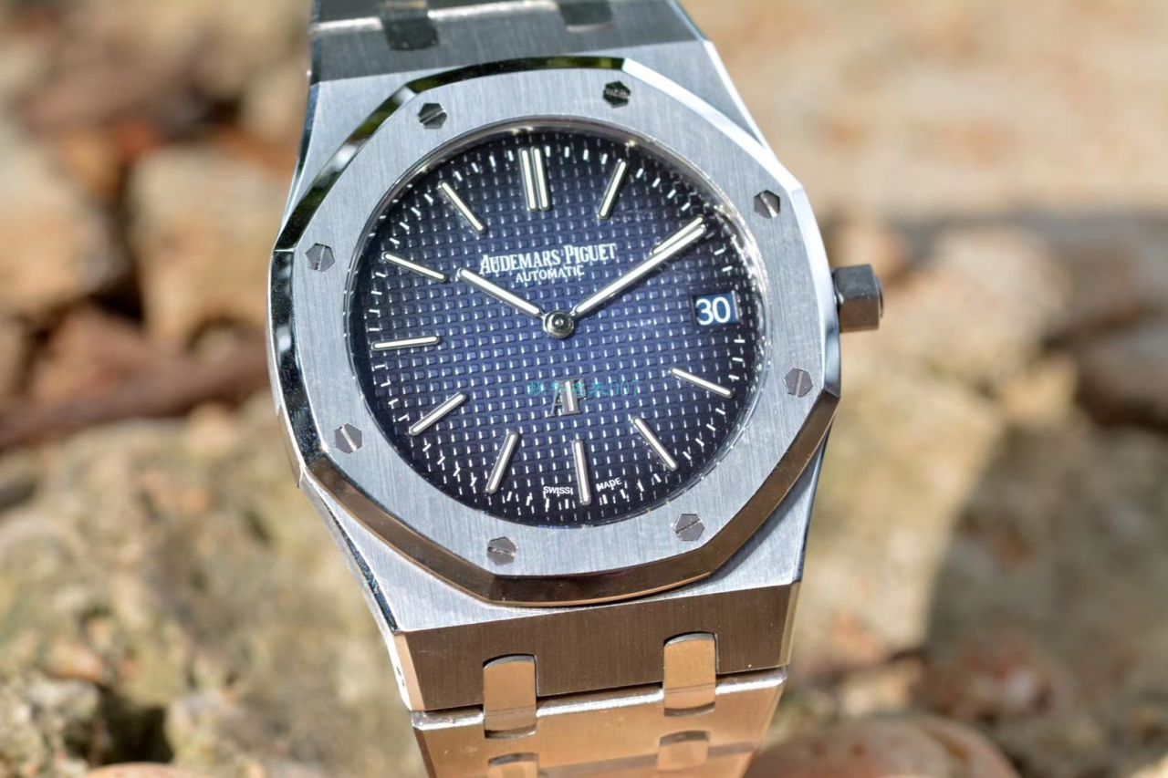 XF Factory  High quality  Replica APAudemars Piguet  Watches 皇家橡树15202IP.OO.1240IP.01超薄烟熏蓝 copy customized 限量版 / AP210
