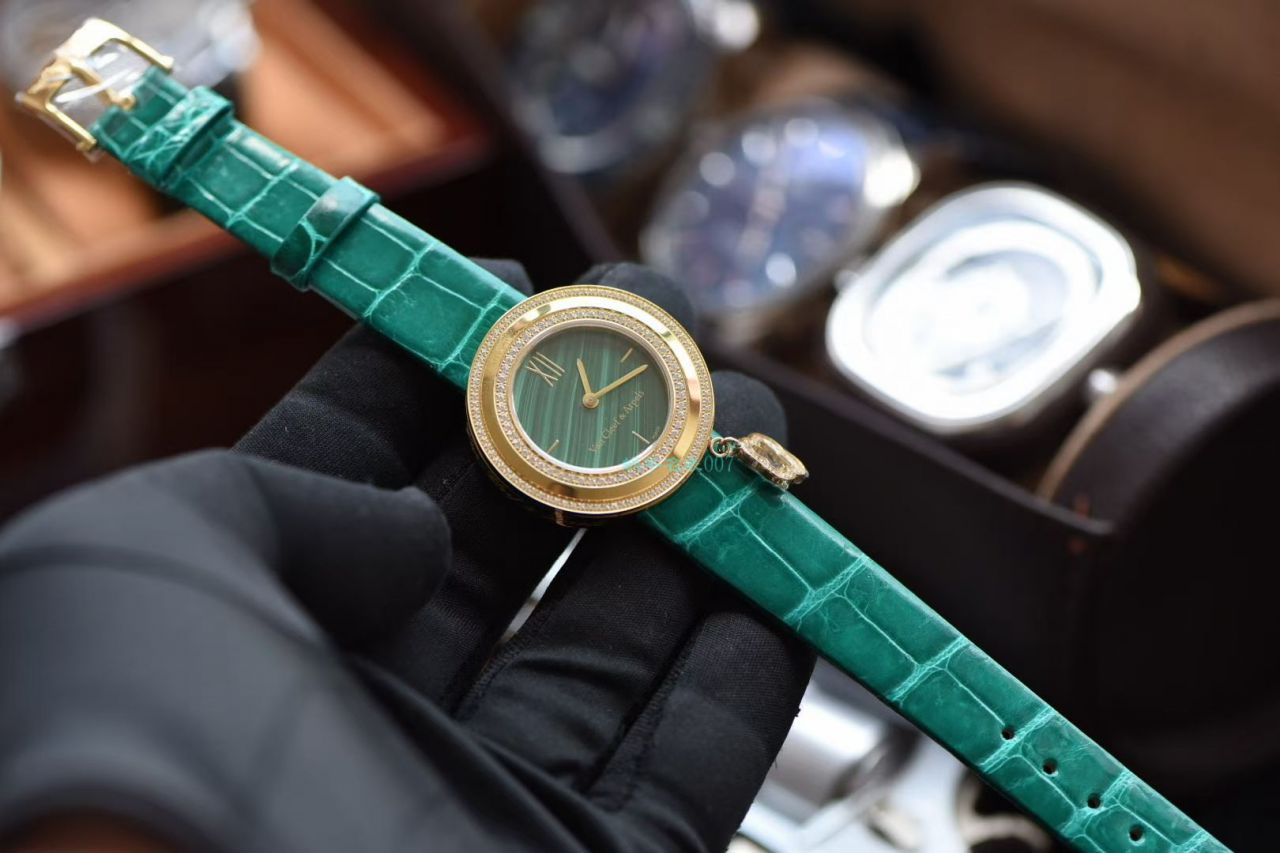 【 Video analysis 】BV Factory  top  Replica Copy 女士 Watches 梵克雅宝CHARMS四叶草VCARO8NR00 wrist watches  / VA011