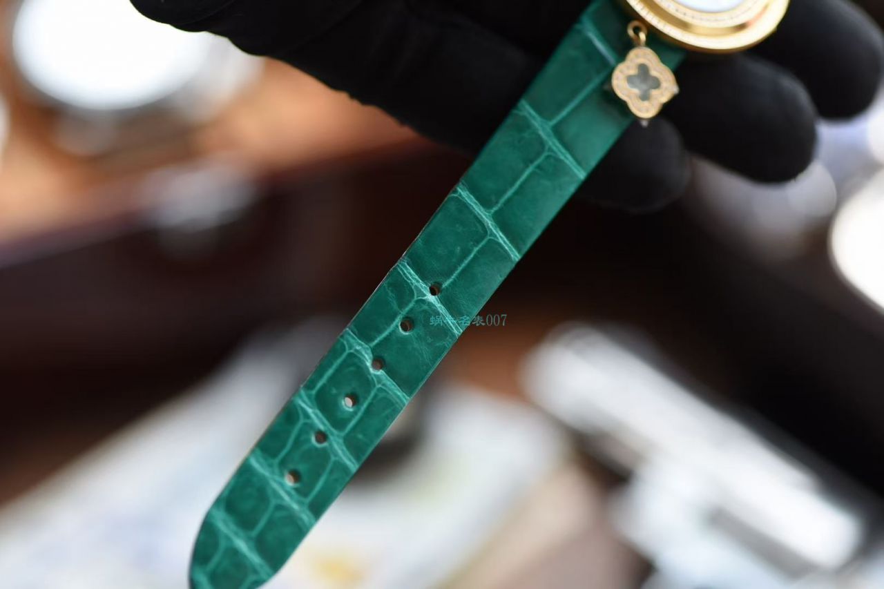 【 Video analysis 】BV Factory  top  Replica Copy 女士 Watches 梵克雅宝CHARMS四叶草VCARO8NR00 wrist watches  / VA011