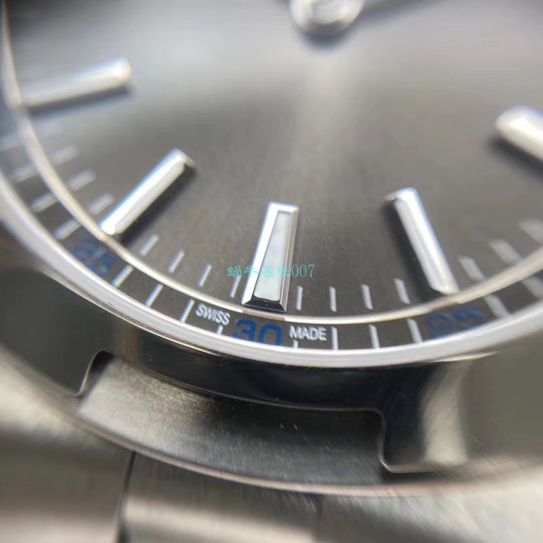 XF Factory 新品预告， top  Replica Copy Vacheron Constantin   Overseas 系列2000V/120G-B122 wrist watches  / JJ223