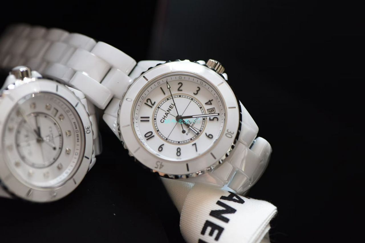 BV Factory  High quality  Replica 香奈儿女士 Watches 新款背透J12系列H5705 wrist watches  / X058