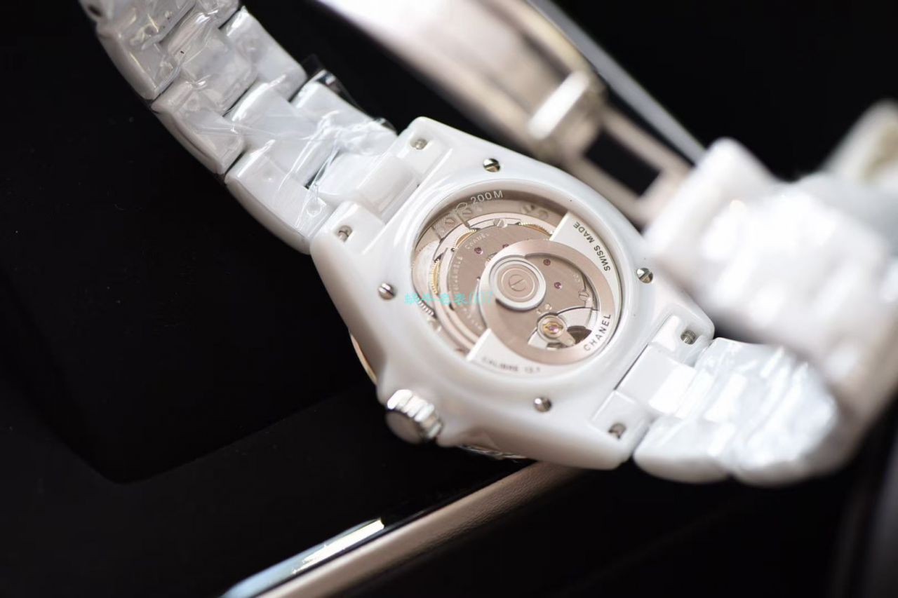 BV Factory  High quality  Replica 香奈儿女士 Watches 新款背透J12系列H5705 wrist watches  / X058