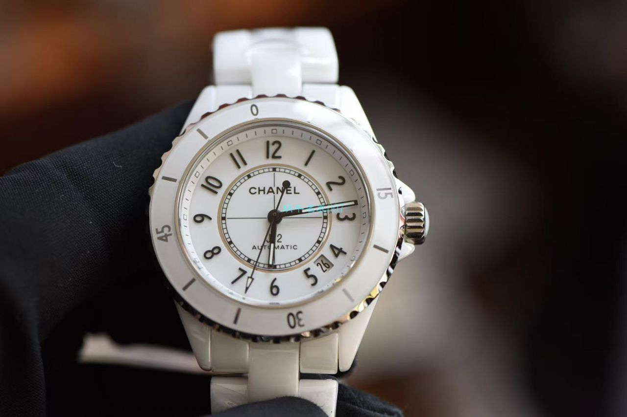 BV Factory  High quality  Replica 香奈儿女士 Watches 新款背透J12系列H5705 wrist watches  / X058