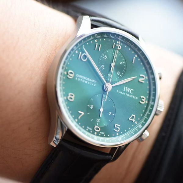 YL Factory  High quality  Replica  IWC 葡萄牙背透绿面葡计 Watches IW371615 wrist watches 