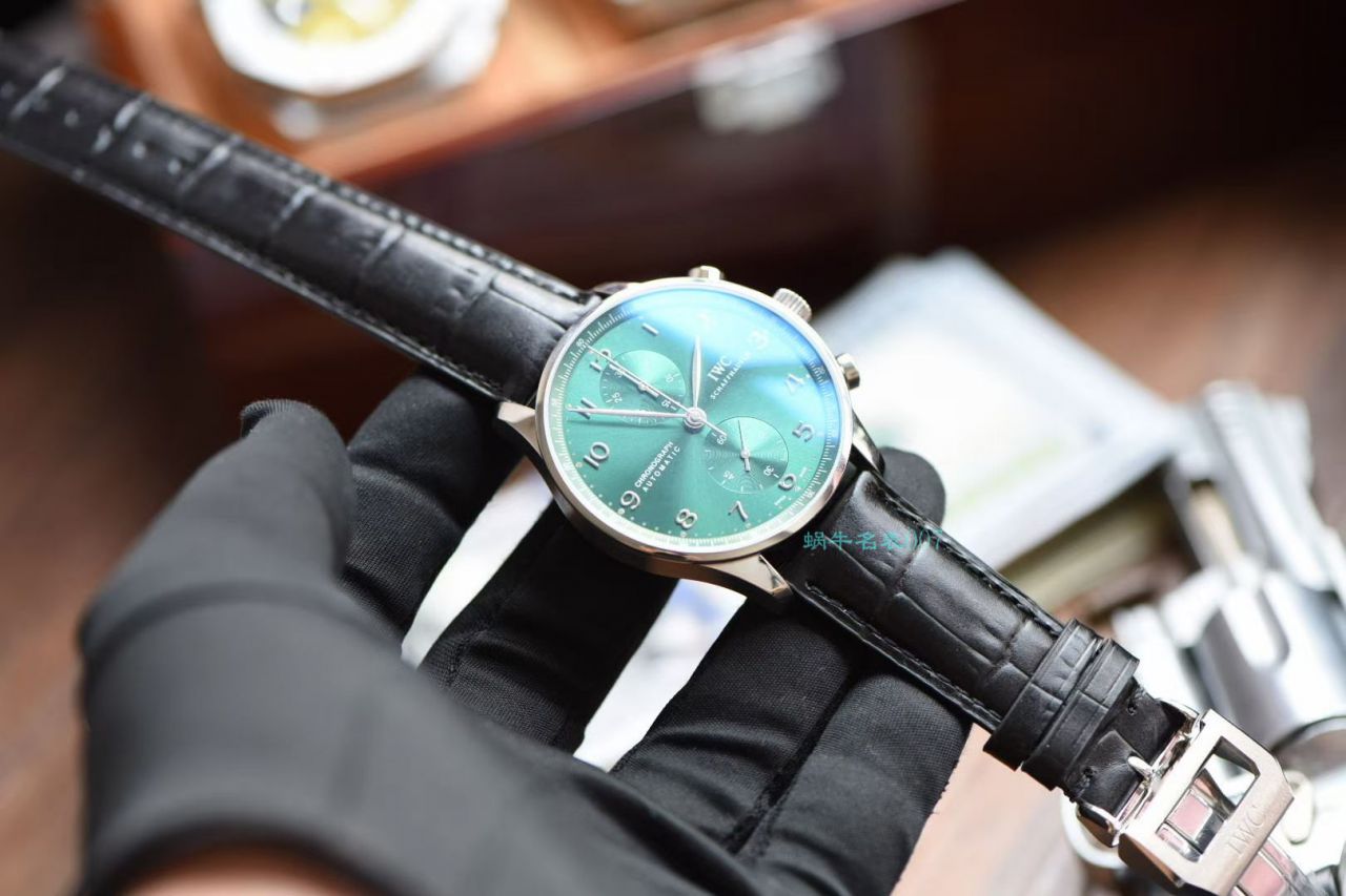 YL Factory  High quality  Replica  IWC 葡萄牙背透绿面葡计 Watches IW371615 wrist watches  / WG565