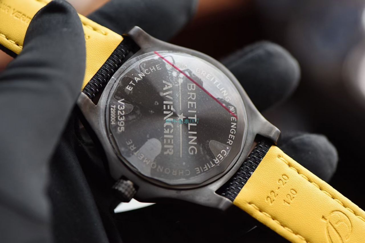 【 Video analysis 】OXF Replica Watches  Breitling 复仇者GMT双时区V32395101B1X1 wrist watches  / BL196