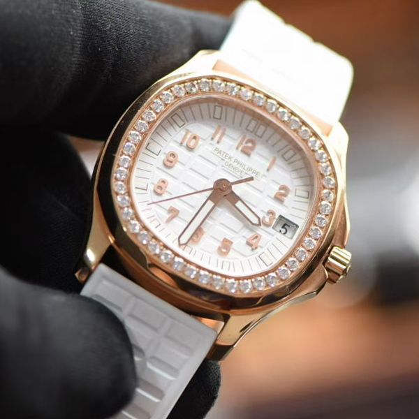 PPF Factory  High quality  Replica Watches  PATEK PHILIPPE AQUANAUT女款5068R-010